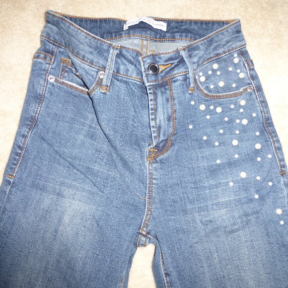 LE CHATEAU medium wash high waist distressed jeans with pearl beads - Picture 8 of 12